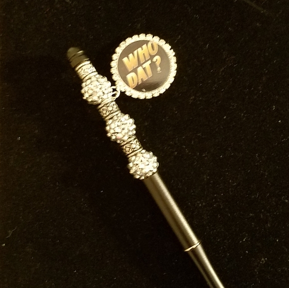Beaded pen with charms - Picture 6 of 7